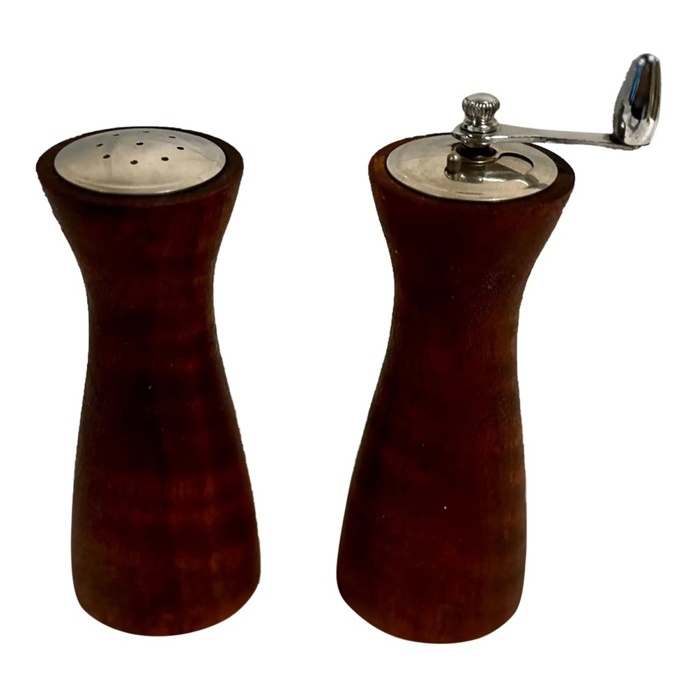 Mid-Century Rosewood Salt Shaker Pepper Grinder Vintage Salt Pepper Shakers